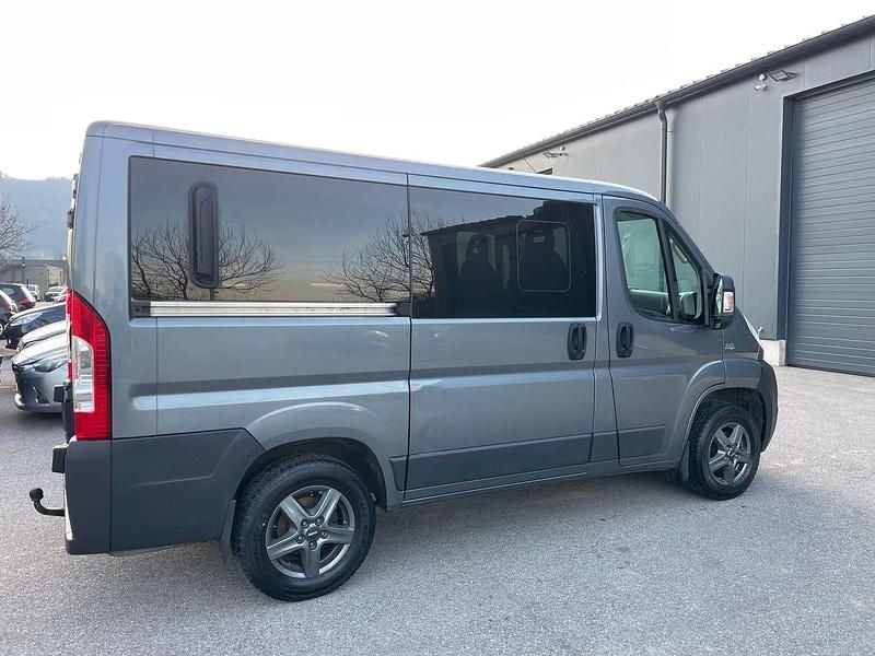 Gebraucht Fiat Ducato 131 PS (96 kW) 2014 Grau Van