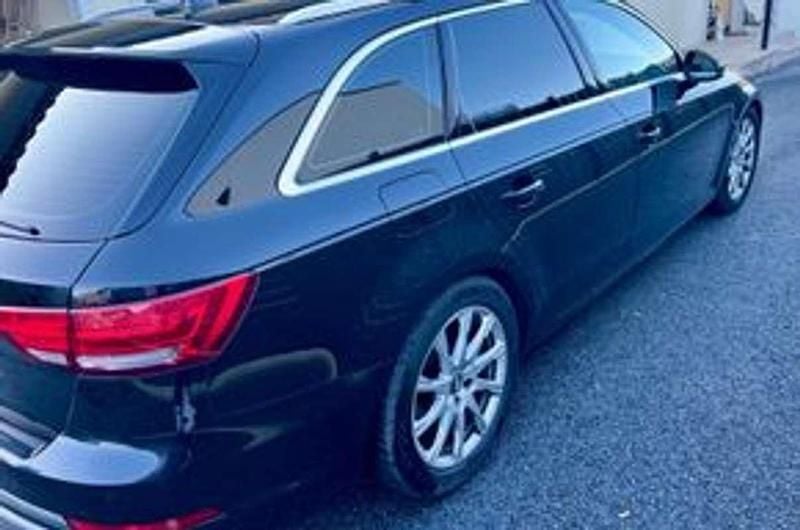 Gebraucht Audi A4 Sport 150 PS (110 kW) 2018 Kombi