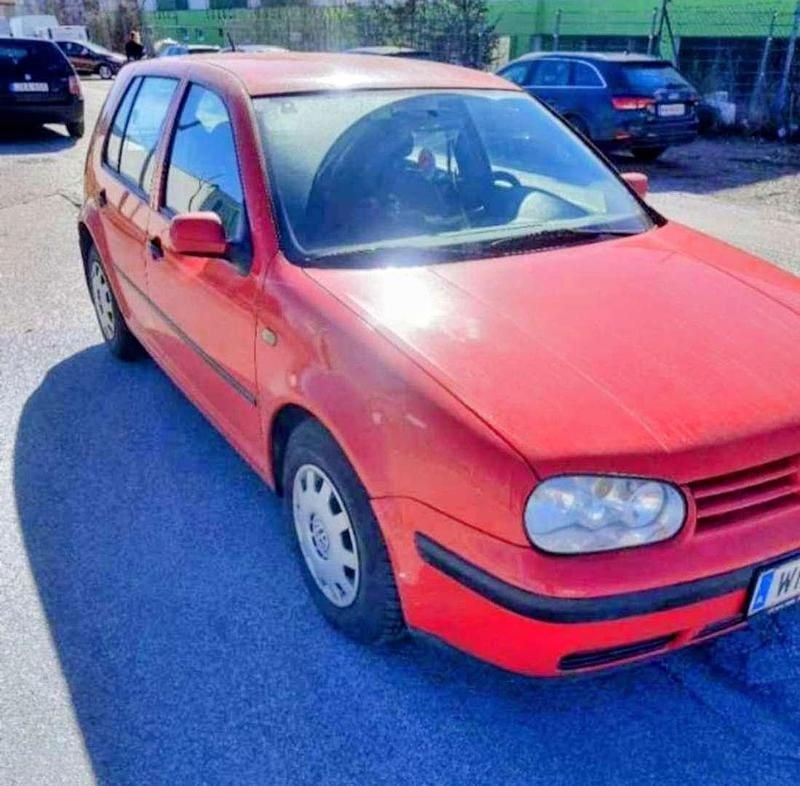 Rot Gebraucht 1998 VW Golf Limousine | € 2.000 (Fairer Preis) - Bild 1/4