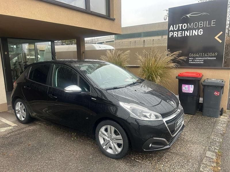 Schwarz Gebraucht 2017 Peugeot 208 Style Kleinwagen | € 7.390 (Etwas zu teuer) - Bild 1/4