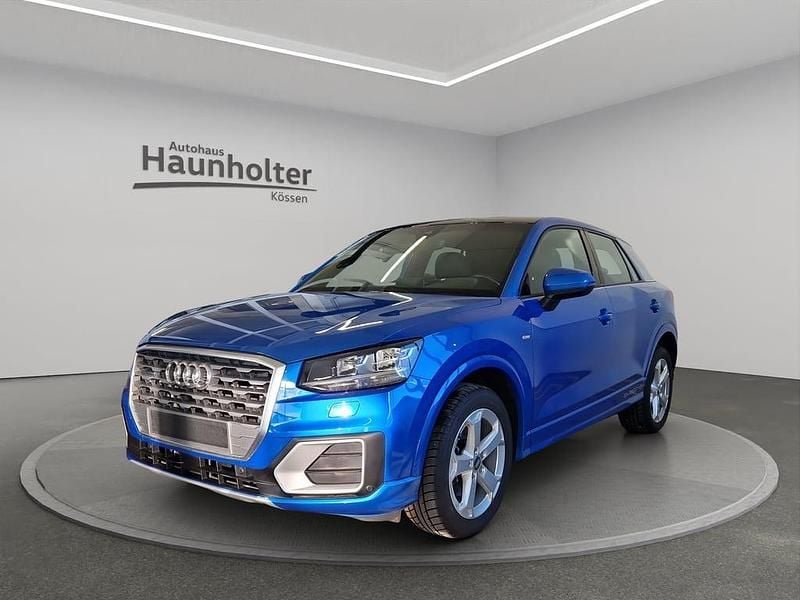 Mittelblau metallic Gebraucht 2017 Audi Q2 Sport SUV | € 21.990 (Fairer Preis) - Bild 1/4