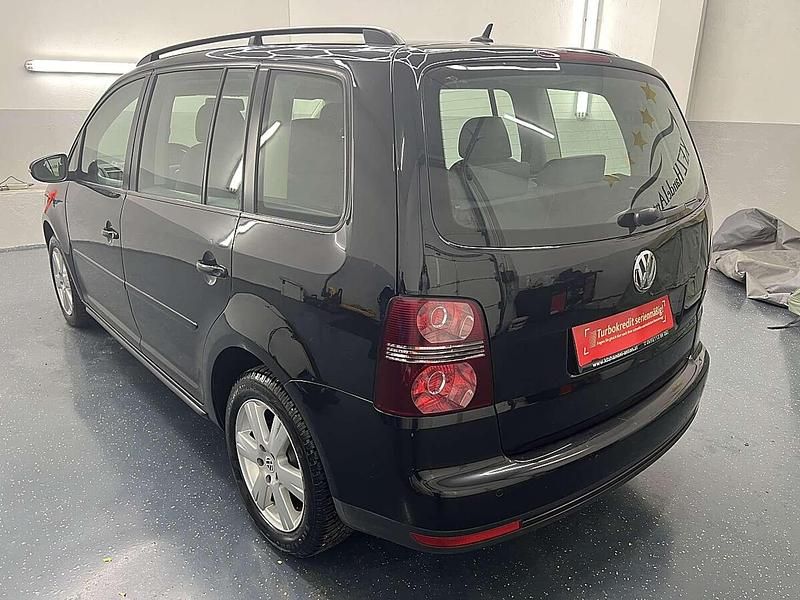Gebraucht VW Touran Edition 105 PS (77 kW) 2009 Schwarz Van / Kleinbus