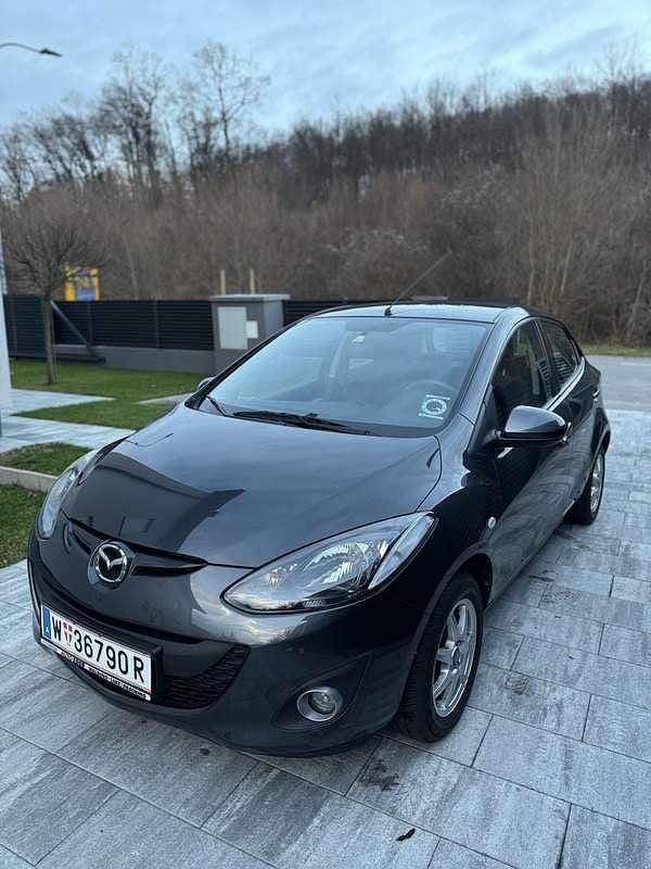 Gebraucht 2013 Mazda 2 Edition Limousine | € 8.900 - Bild 1/4
