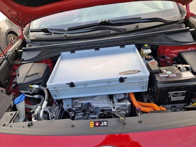 Gebraucht Kia e-Niro 150 kW (204 PS) 2021 Rot SUV