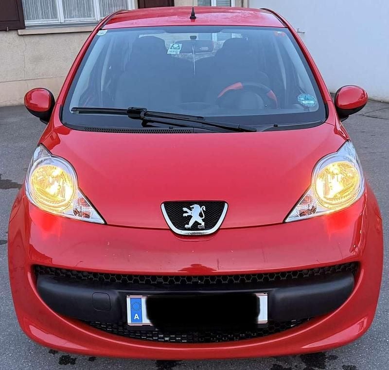 Gebraucht Peugeot 107 68 PS (50 kW) 2007 Kleinwagen
