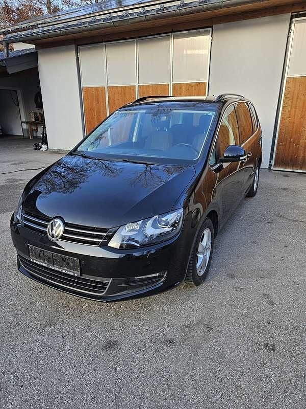 Gebraucht VW Sharan Comfortline 150 PS (110 kW) 2017 Schwarz Van / Kleinbus