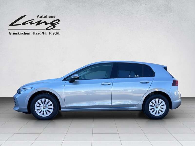 Gebraucht VW Golf VIII 115 PS (84 kW) 2025 Silber  metallic Limousine