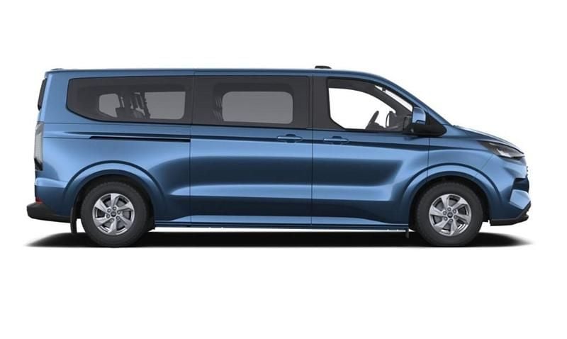 Neu Ford Tourneo Trend 136 PS (100 kW) 2025 Silber Van / Kleinbus