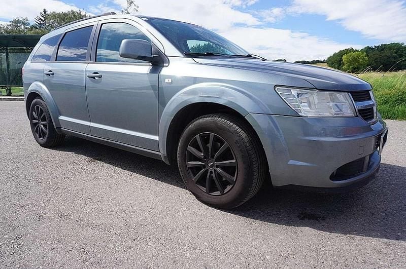 Gebraucht Dodge Journey SXT 120 PS (88 kW) 2010 Grau SUV