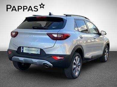 Neu Kia Stonic Gold 101 PS (74 kW) 2025 Sparkling silver SUV