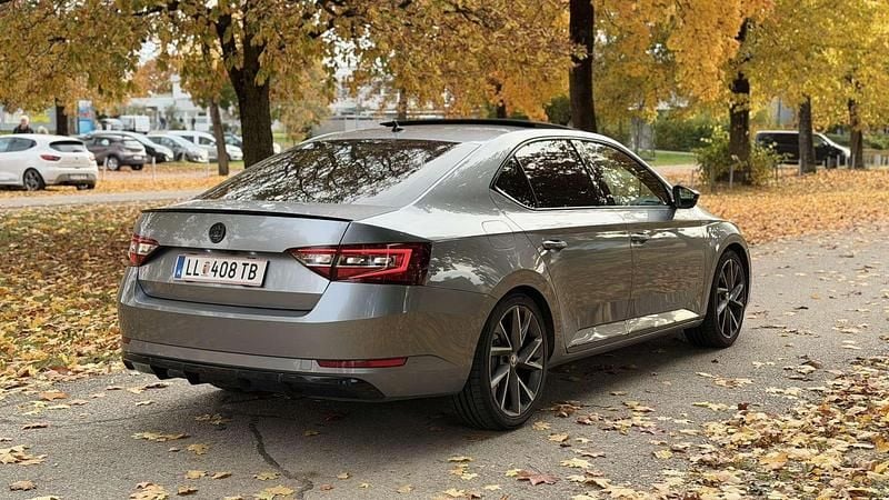 Gebraucht Skoda Superb SportLine 190 PS (139 kW) 2019 Limousine
