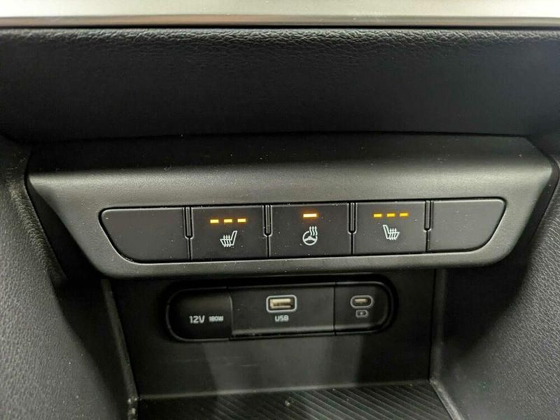 Gebraucht Kia Sportage Silver 136 PS (100 kW) 2022 SUV