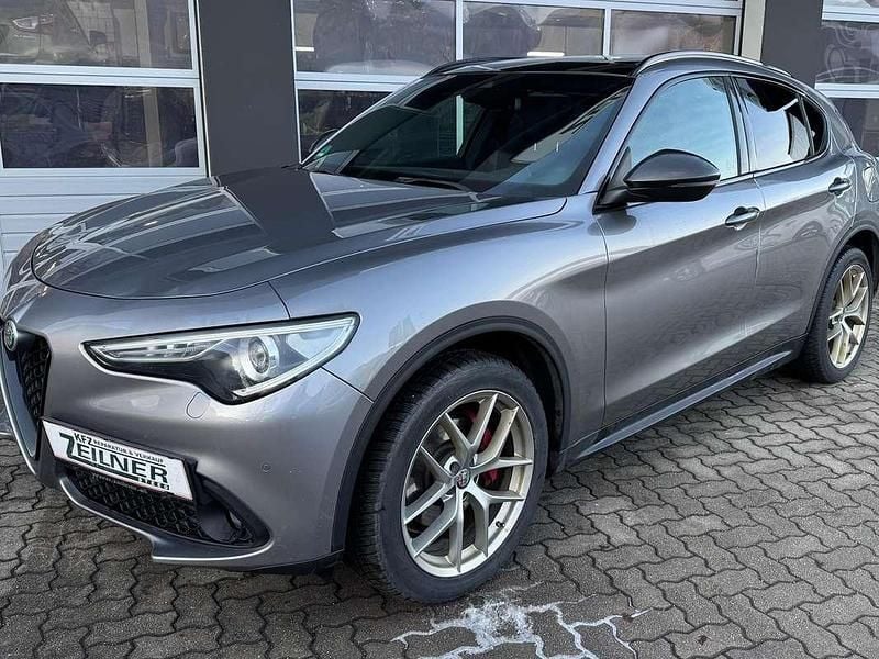 Gebraucht Alfa Romeo Stelvio Tech Edition 190 PS (139 kW) 2019 Grau SUV