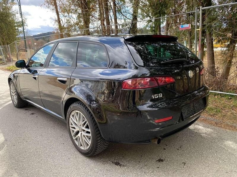 Gebraucht Alfa Romeo 159 150 PS (110 kW) 2009 Schwarz Kombi