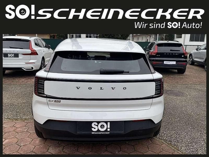 Gebraucht Volvo EX30 Core 200 kW (272 PS) 2024 Weiß SUV