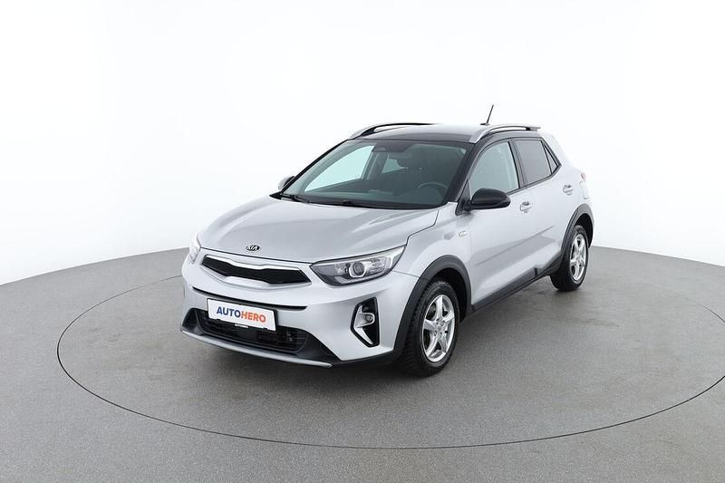 Gebraucht Kia Stonic Silver 101 PS (74 kW) 2021 Grau SUV