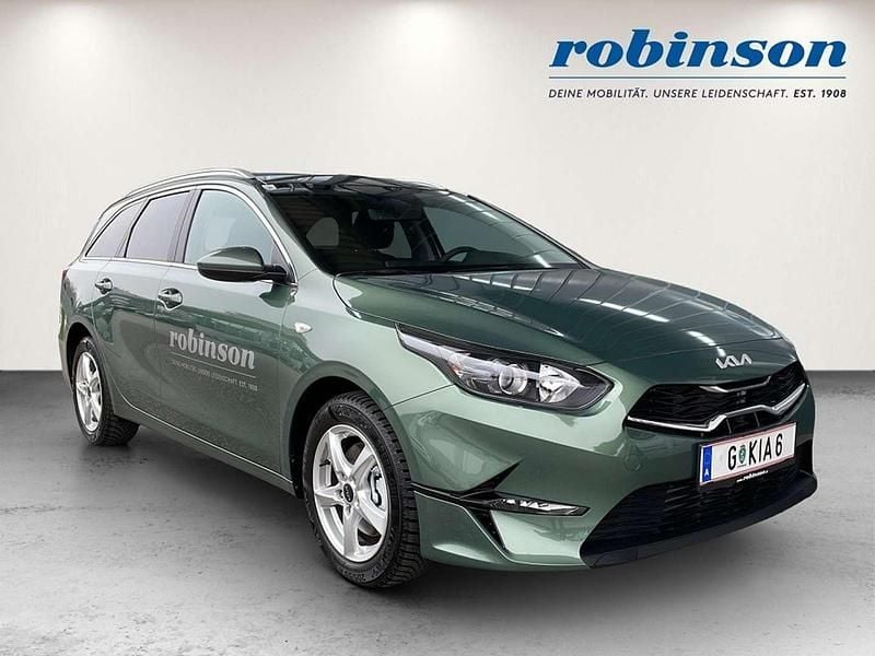 Grün Neu 2025 Kia Ceed Sportswagon Silver Kombi | € 27.990 (Fairer Preis) - Bild 1/4