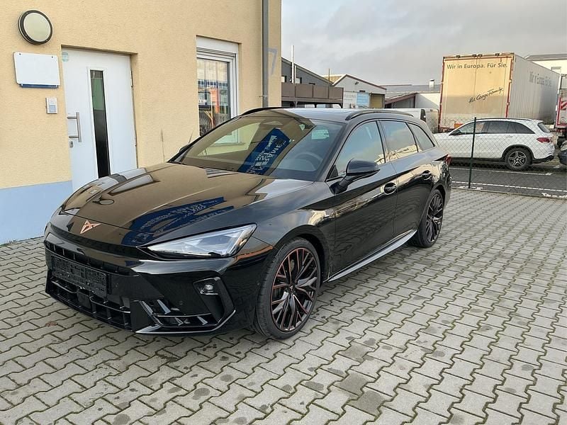 Neu Cupra Leon 333 PS (244 kW) 2025 Limousine