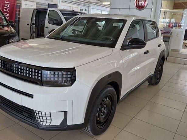 Neu Fiat Grande Panda Icon 101 PS (74 kW) 2025 Weiß Kleinwagen