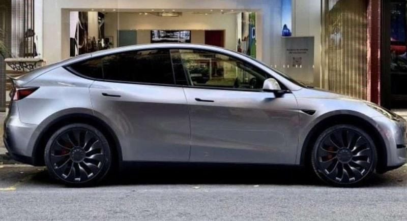 Gebraucht 2023 Tesla Model Y Performance SUV | € 37.000 (Fairer Preis) - Bild 1/4