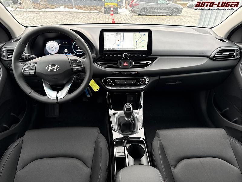 Neu Hyundai i30 GO! 2025 Sailingblue metallic Limousine