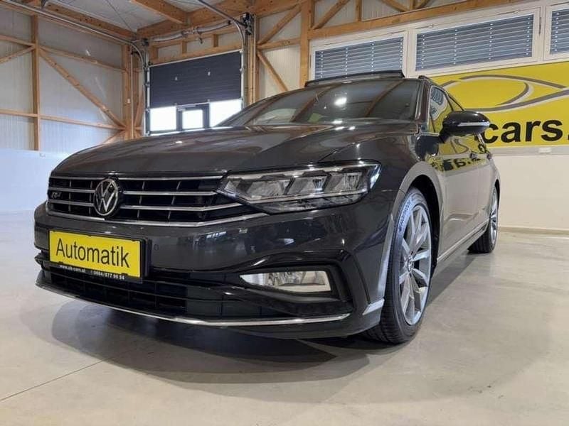 Gebraucht VW Passat R-line 150 PS (110 kW) 2021 Grau Kombi