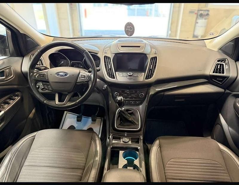 Gebraucht Ford Kuga Titanium 150 PS (110 kW) 2017 SUV