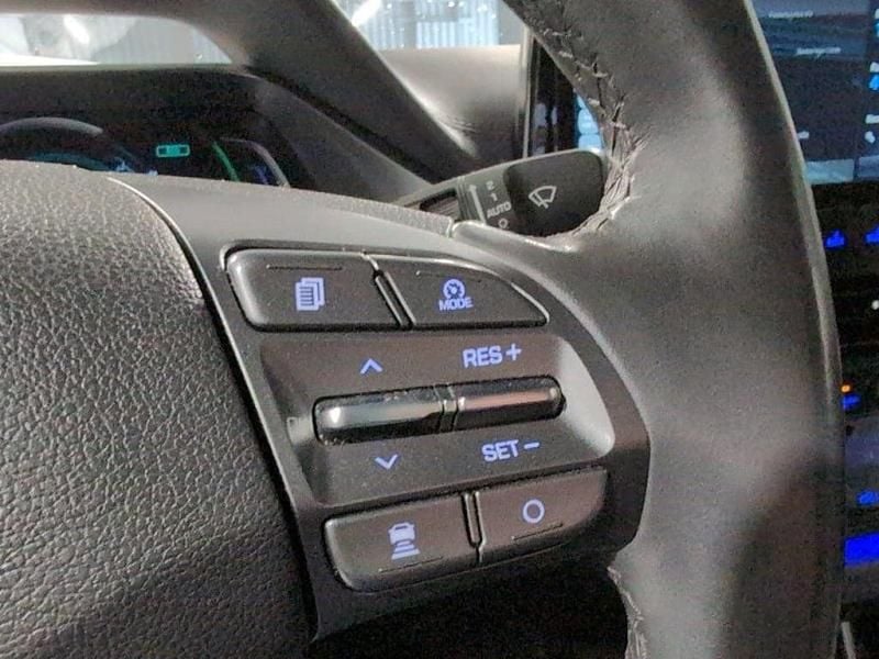 Gebraucht Hyundai Ioniq 100 kW (136 PS) 2021 Weiß Kleinwagen