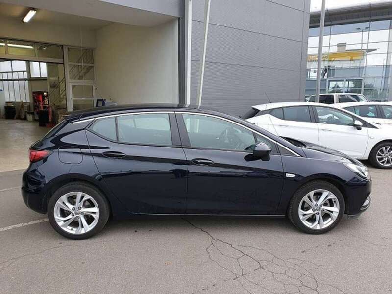 Gebraucht Opel Astra Innovation 105 PS (77 kW) 2018 Blau Kombi