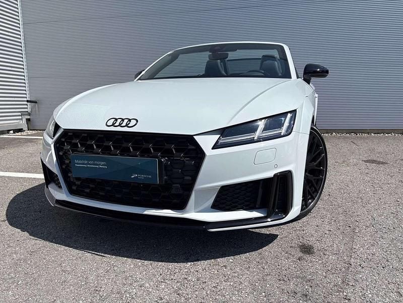 Weiß Gebraucht 2022 Audi TT Cabrio | € 44.500 (Teuer) - Bild 1/4