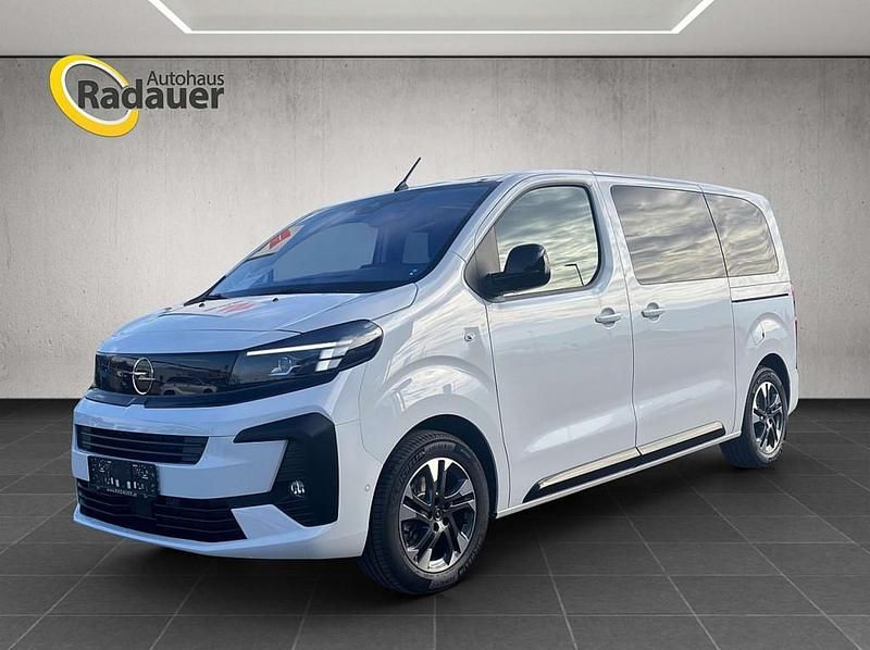 Weiß Gebraucht 2025 Opel Zafira S Van / Kleinbus | € 56.990 - Bild 1/4