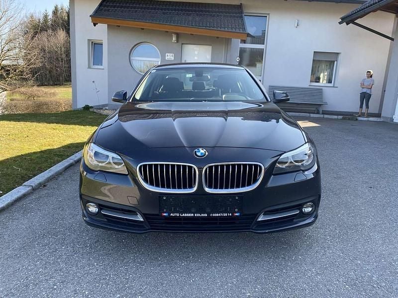Gebraucht BMW 520 190 PS (139 kW) 2015 Limousine