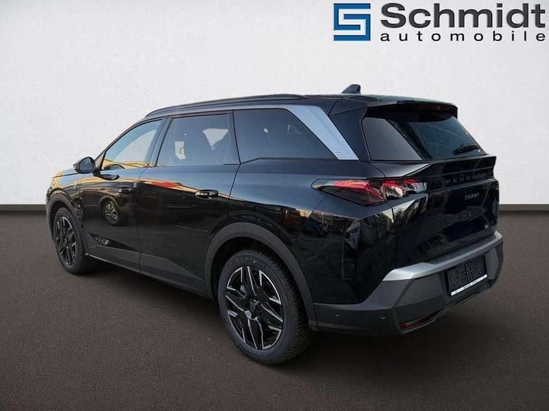 Neu Peugeot 5008 GT 144 PS (105 kW) 2025 Schwarz SUV