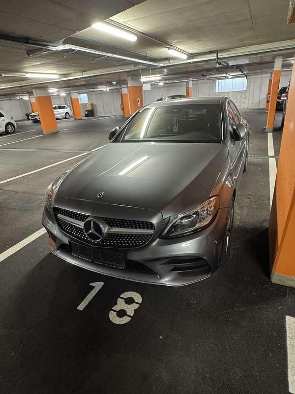 Gebraucht Mercedes C200 AMG line 150 PS (110 kW) 2019 Limousine