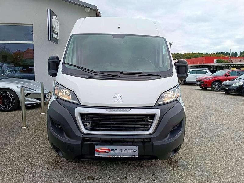 Gebraucht Peugeot Boxer 100 kW (136 PS) 2022 Weiß Van