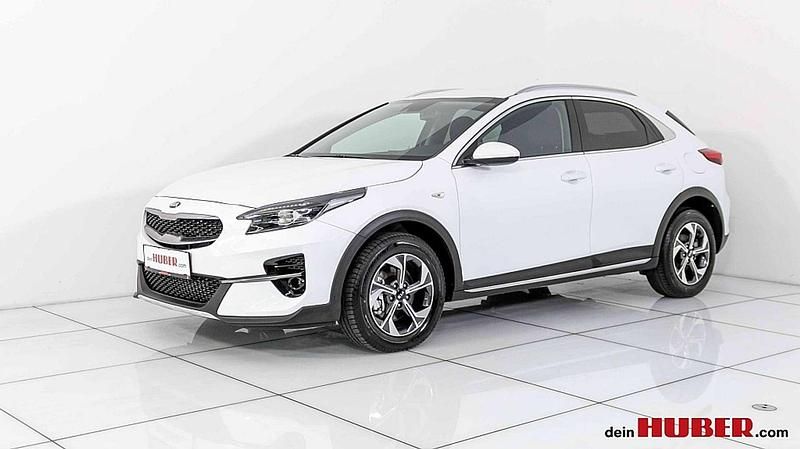 Weiß Gebraucht 2023 Kia XCeed Silver SUV | € 27.190 (Fairer Preis) - Bild 1/4