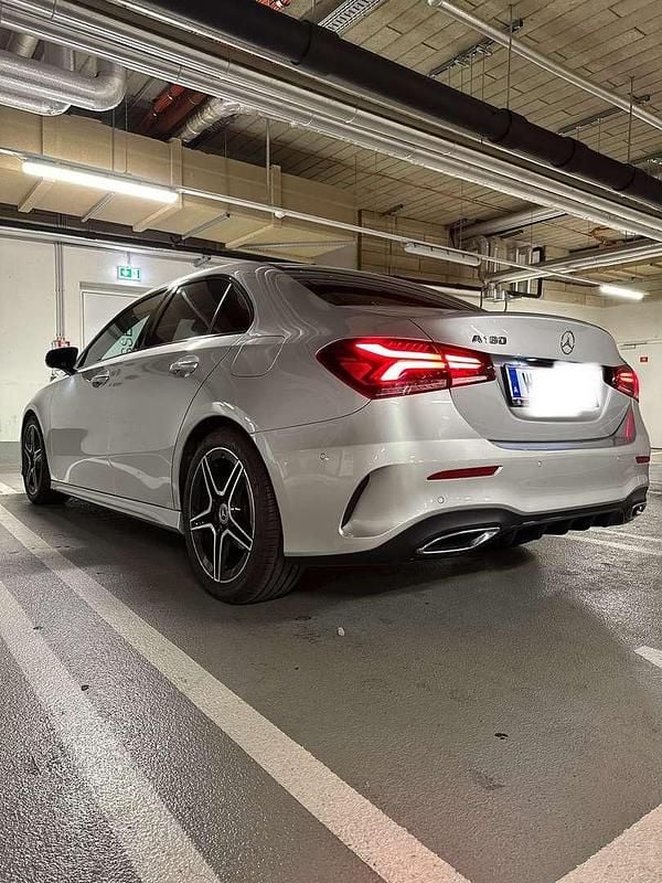 Gebraucht Mercedes A180 136 PS (100 kW) 2020 Limousine