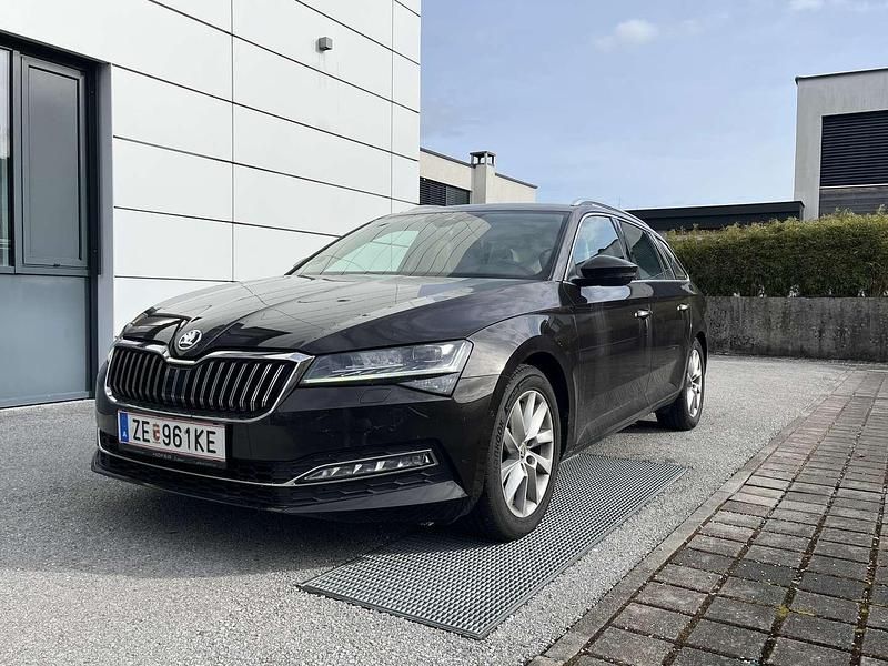 Gebraucht Skoda Superb Style 150 PS (110 kW) 2021 Kombi
