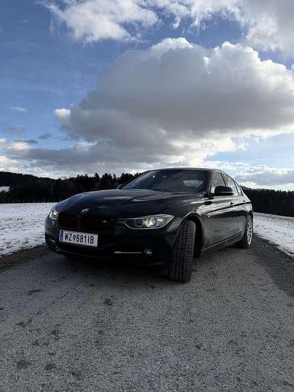 Gebraucht BMW 320 Sport Line 184 PS (135 kW) 2013 Limousine