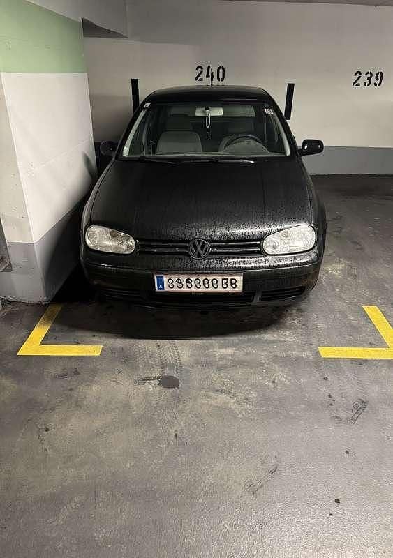 Gebraucht VW Golf IV 101 PS (74 kW) 2003 Limousine
