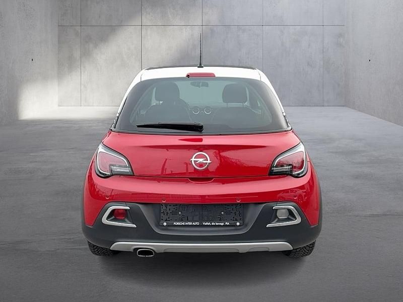 Gebraucht Opel Adam Rocks 90 PS (66 kW) 2015 Rot Kleinwagen