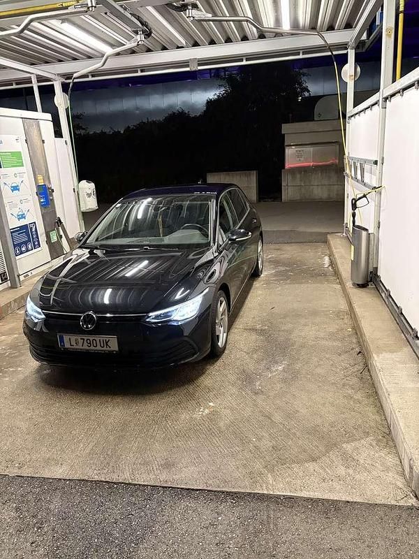 Gebraucht VW Golf VIII 90 PS (66 kW) 2021 Limousine