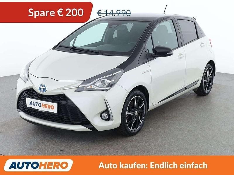Gebraucht Toyota Yaris Hybrid Style 101 PS (74 kW) 2017 Weiß Kleinwagen