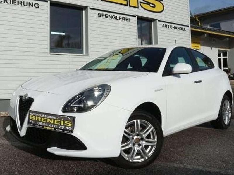 Gebraucht Alfa Romeo Giulietta 120 PS (88 kW) 2013 Weiß Kleinwagen