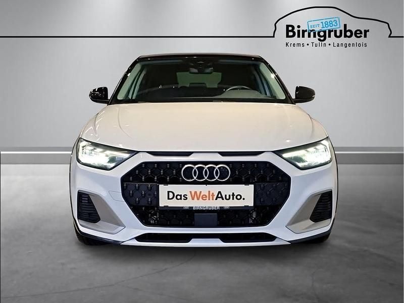 Gebraucht Audi A1 Design 95 PS (69 kW) 2024 Weiss  metallic Kleinwagen
