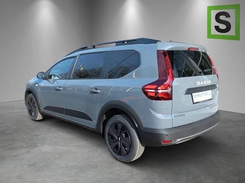Neu Dacia Jogger Expression 110 PS (80 kW) 2025 Grau Van / Kleinbus