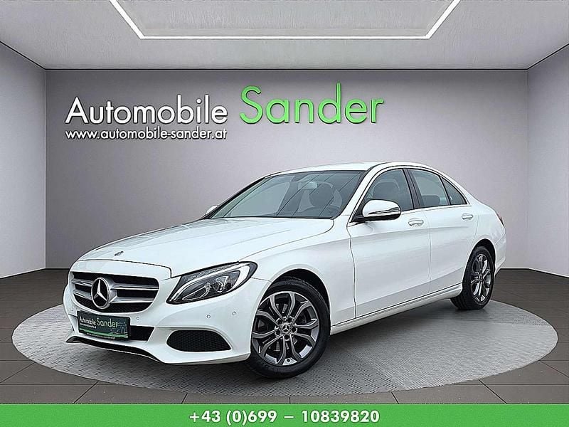 Weiß Gebraucht 2018 Mercedes C220 Avantgarde Limousine | € 24.550 (Fairer Preis) - Bild 1/4