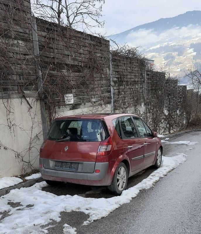 Gebraucht Renault Scénic Dynamique 120 PS (88 kW) 2003 Rot Van / Kleinbus