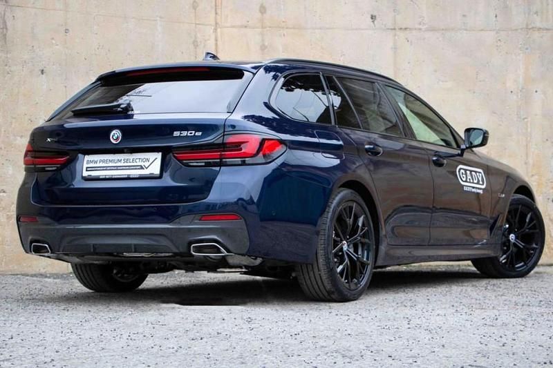 Gebraucht BMW 530 Shadowline 184 PS (135 kW) 2022 Kombi