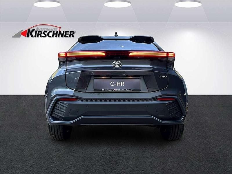 Neu Toyota C-HR Active 98 PS (72 kW) 2025 Grau SUV